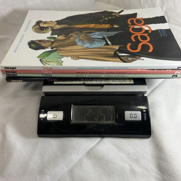 Saga Books 1 - 4 Brian K. Vaughan Fiona Staples Graphic Novel Comic - Picture 16 of 16